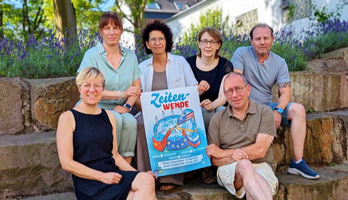 ZEITENWENDE – das aktuelle VHS-Plakat ist da
