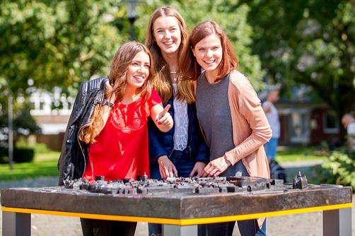 Von Zeitreisen, Klosterleben und unvergessenen Frauen