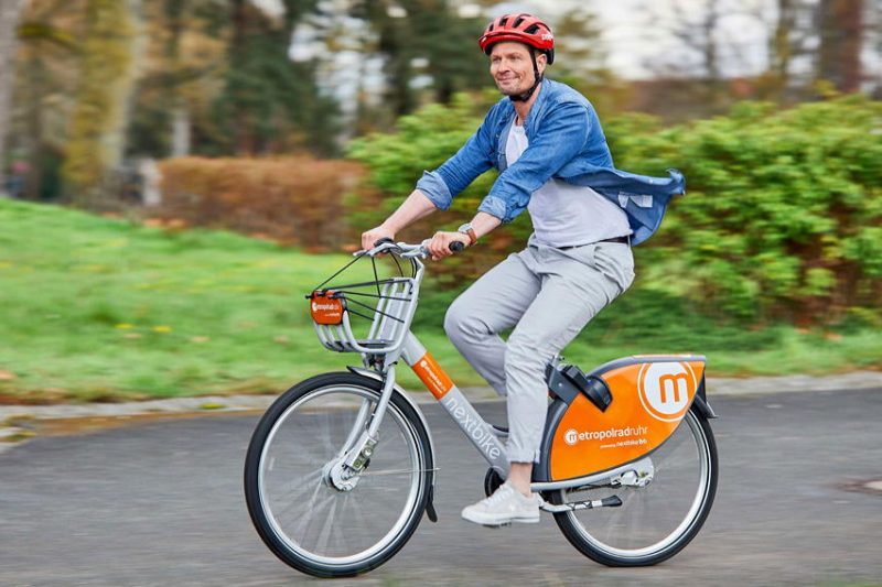 Metropolradruhr rollt an